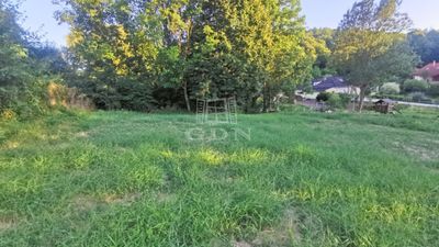 Csatár Wohngrundstück - 5.900.000 HUF