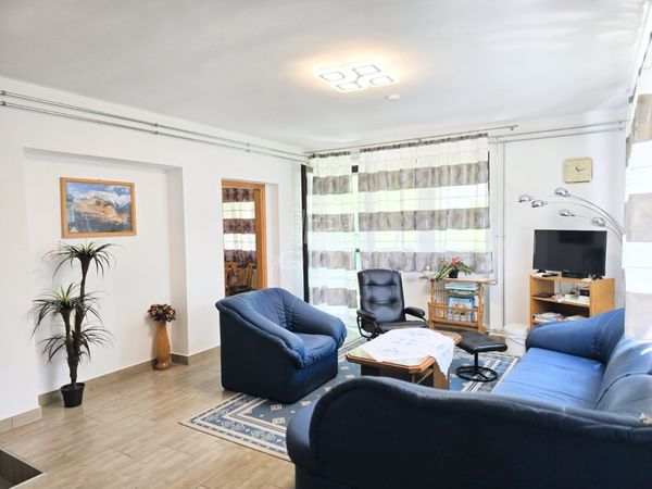 Eladó Lenti Ikerház