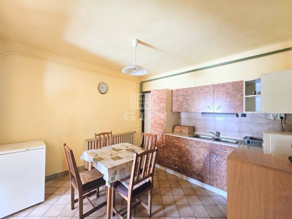 Vânzare Pakod Casa Familiala