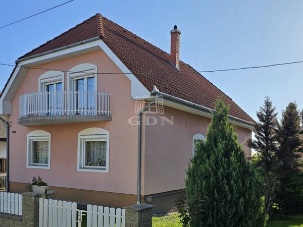 Eladó Keszthely Családi ház