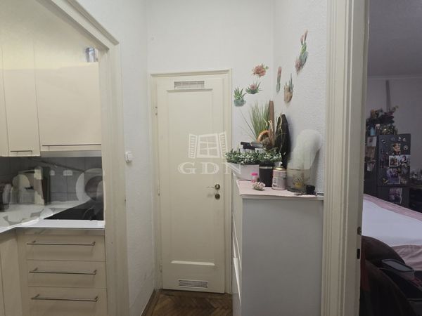 Eladó Budapest XII. kerület Lakás (téglaépítésű)