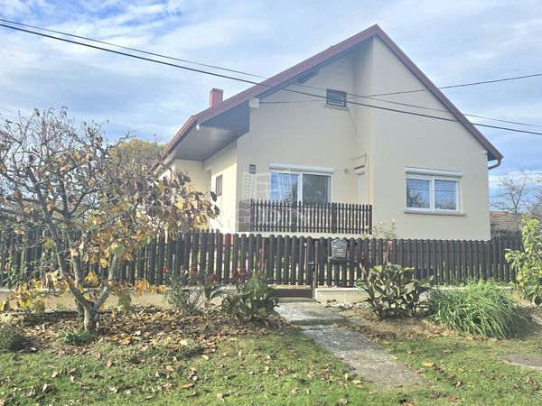 Eladó Zalaegerszeg Családi ház