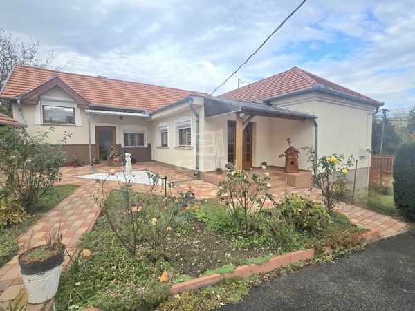 Eladó Zalaegerszeg Családi ház