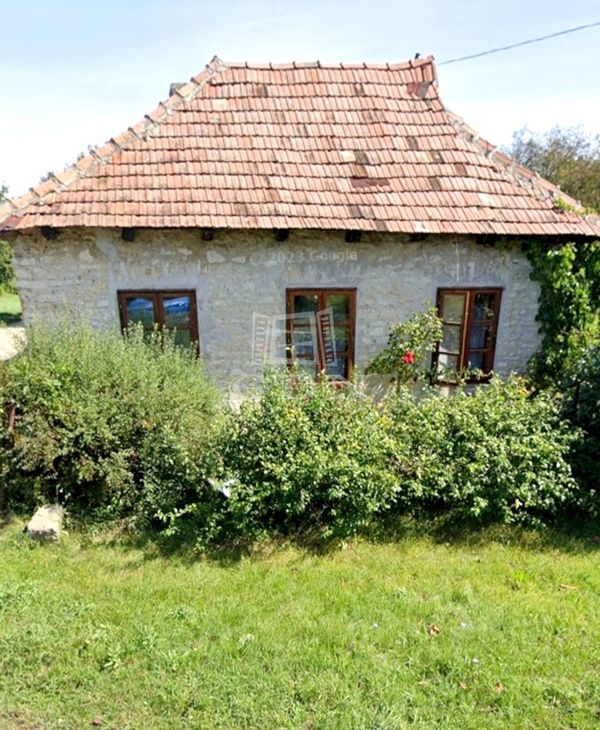 Eladó Nagyvázsony Családi ház