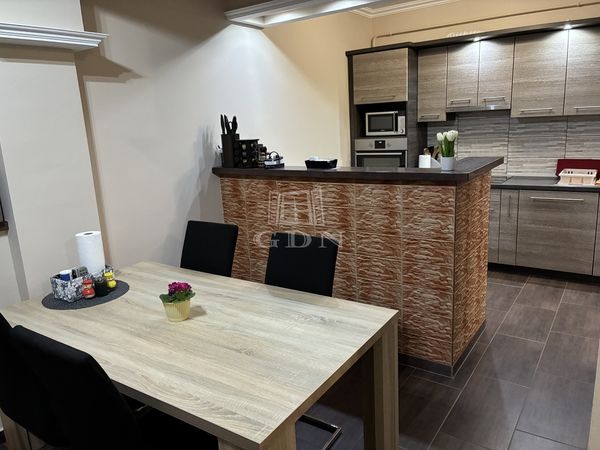 Продается Nagylengyel Совмещенный дом