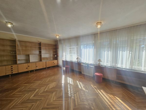Eladó Zalaegerszeg Sorház