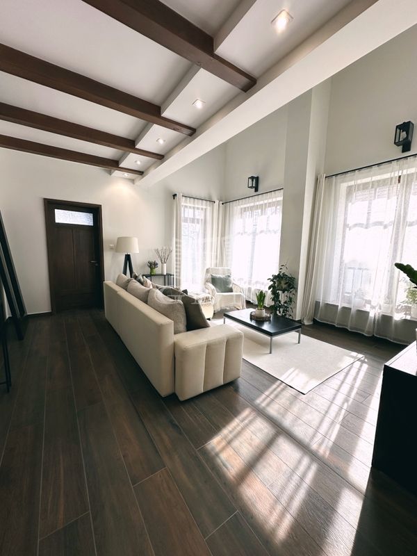 Eladó Érd Családi ház